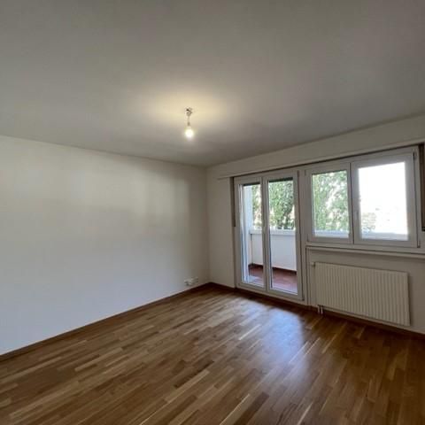 Bel appartement de 2.5 pièces au 6ème étage - Foto 1