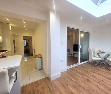 Eaton Close, Stanmore, HA7 - Photo 6