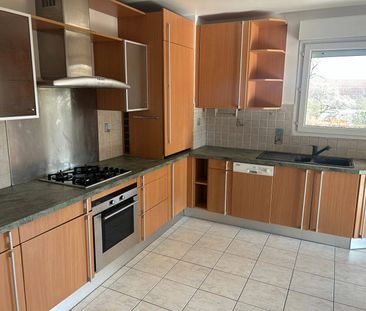 Location appartement 4 pièces 126.15 m² à Ferney-Voltaire (01210) - Photo 2