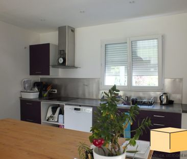 Location Maison 5 pièces 136m² BELLEY 01300 - Photo 2