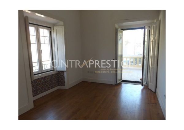 Apartamento T3+1 em Lisboa
