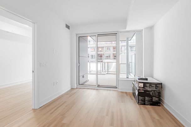 For Lease - 333 Sunseeker Avenue Unit# 137, Innisfil, Ontario - Photo 1