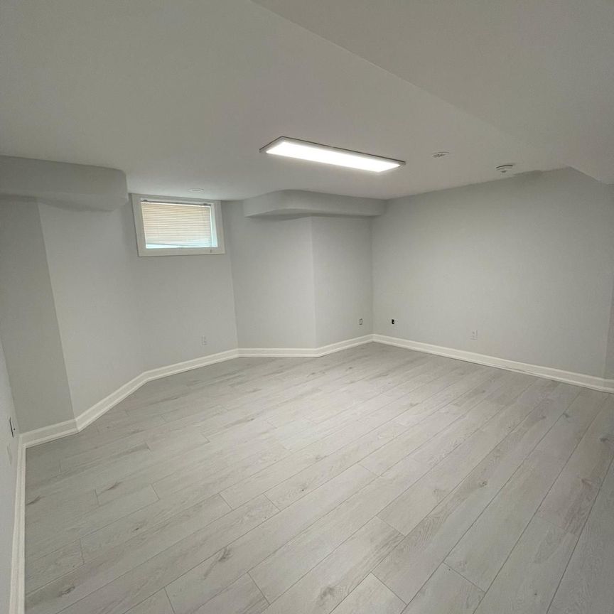 For Lease - 18 Reuben Avenue Unit# Lwr Lvl, Toronto, Ontario - Photo 1