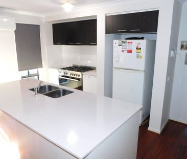 HIGH QUALITY THREE BEDROOM HOME - Photo 6