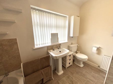 Birley Moor Road, Birley, Sheffield, S12 - Photo 3