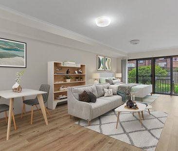 Convenient Ground Floor Studio with Private Courtyard & Internal La... - Photo 5