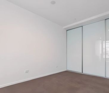 1 bed 1 bath - Photo 2