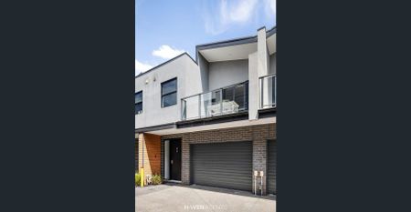 DOUBLE STOREY TOWNHOUSE - CUTTING EDGE, SPACIOUS, LOW MAINTENANCE LIVING I HAVEN AGENTS - Photo 3