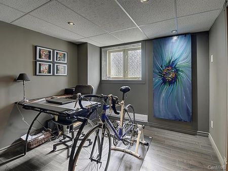 Pointe-Saint-Charles : Magnifique logement sur deux étages offert en location semi-meublée ! - Photo 2