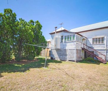 2 Bedroom + Sleep Out House Close to CBD. - Photo 6