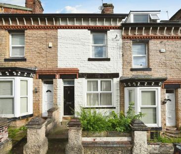5 bedroom terraced house to rent - Photo 2