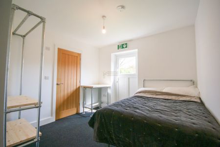 666 Bristol Road - Photo 5