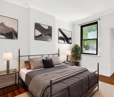 Inner City Terrace - Available Now! - Photo 1