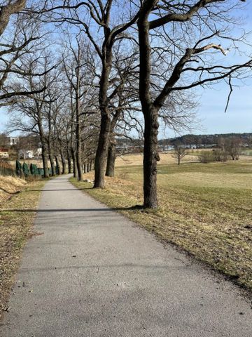 Villa i lugnt bostadsområde med fantastisk sjöutsikt - Photo 5