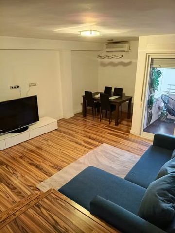 Carrer de Sant Rafael, Valencia, Valencian Community 46011 - Photo 5