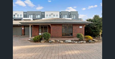 Charming Two Bedroom close to Glenelg - Photo 2