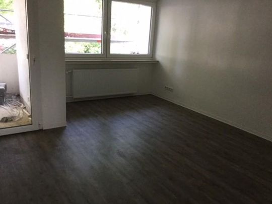 Tolle und renovierte 3-Zimmer-Wohnung mit Balkon! - Photo 1