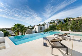 Luxury Villa for rent in Benahavís, Andalusia