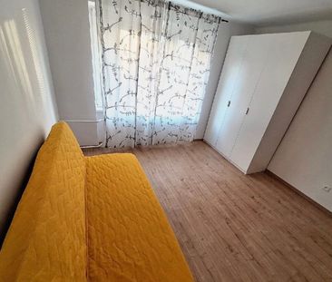 Na prenájom svetlý, kompletne zariadený 3-izbový byt s rozlohou 75 m2 – Fotografia 2