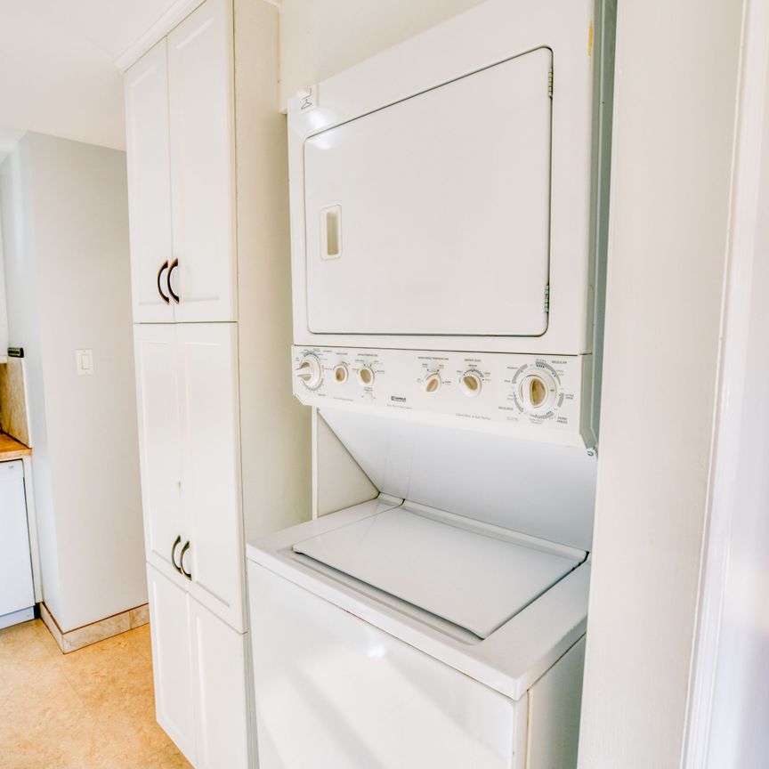 For Lease - 16 Sweetbriar Circle Unit# 1, Barrhaven, Ontario - Photo 1