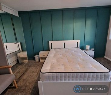 1 bedroom in a house share to rent - Photo 6