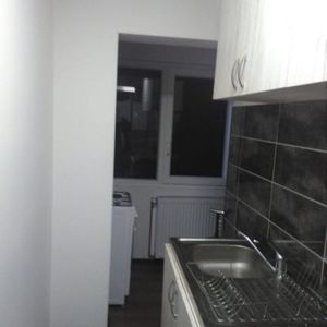 Garsoniera in zona Berceni - Photo 2