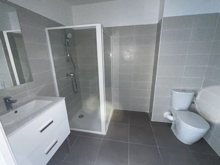 Centre ville 2 pièces rez de jardin dans résidence neuve - Photo 5