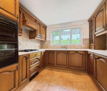 3 bedroom House To Let - Photo 4