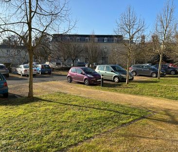 Location Appartement 2 pièces 55m² SAUMUR 49400 - Photo 6