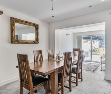 5 bedroom semi-detached house to rent - Photo 2