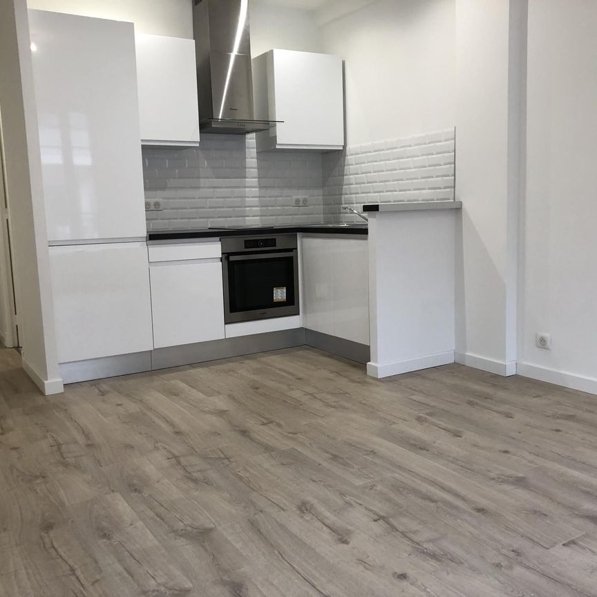 Location Appartement 2 pièces 35m² NICE 06000 - Photo 1