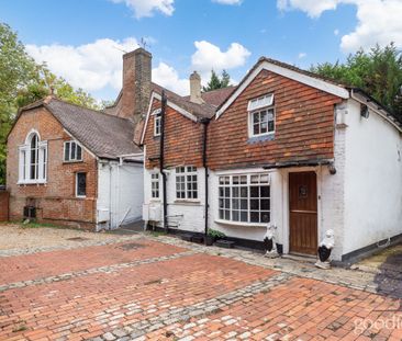 3 bedroom end terraced house to rent, - Photo 2