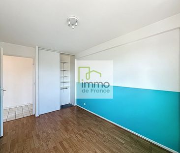 Location Appartement 3 pièces 69m² - Photo 3