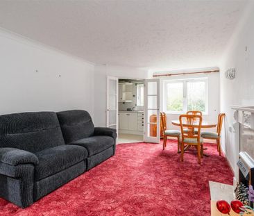 1 bedroom flat to rent - Photo 5