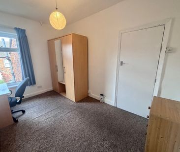 Blaydes Street, Hull - Photo 5