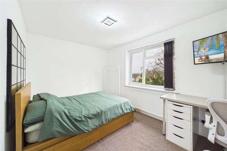 Langley Hill Close, Tilehurst, Reading, Berkshire, RG31 - Photo 5