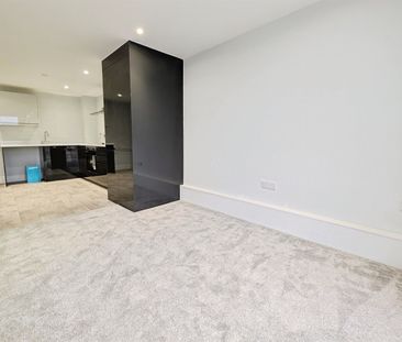 Clarendon Apartments, SO14 - Photo 2