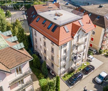 Grosszügige Wohnung in Stadtnähe - Photo 2