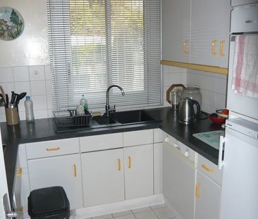 Location Appartement 3 pièces 80m² NICE 06300 - Photo 2