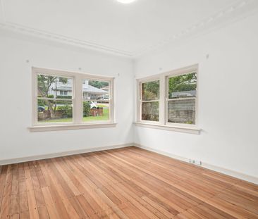 Charming home in Oatley. - Photo 3