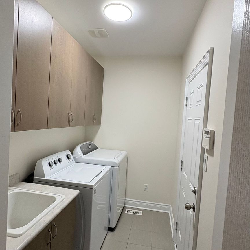 For Lease - 5 Andretti Crescent, Brampton, Ontario - Photo 1