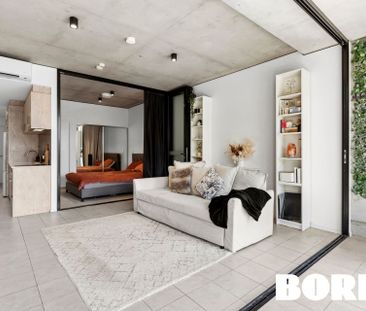 216/17 The Causeway Kingston ACT - Photo 3