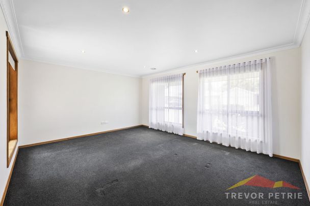 3 Shasta Dr, Delacombe VIC 3356 - Photo 1