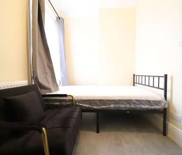 Nags Head Road, Enfield, EN3 - Photo 2