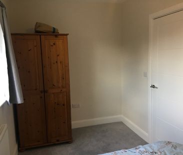 2 Bed Terraced House, Parkfield Close, CV2 - Photo 3