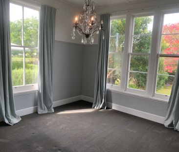 Character, and space to play in Napier South - Photo 3