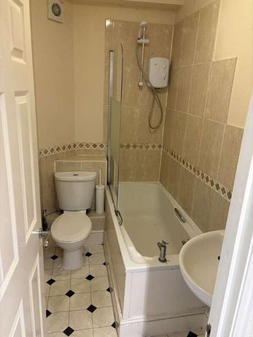 Highfield Lane Highfield Southampton, SO17 - Photo 2