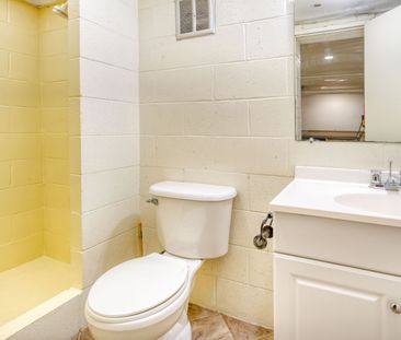 For Lease - 1110 Simcoe Street Unit# Basement #6, Oshawa, Ontario - Photo 3