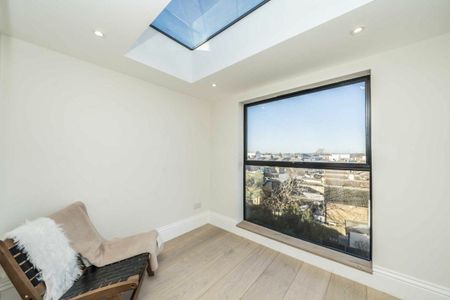 Barry Road, East Dulwich, SE22 - Photo 2