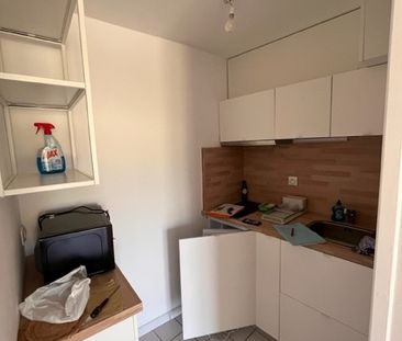 Location Appartement 2 pièces 35m² - Photo 2